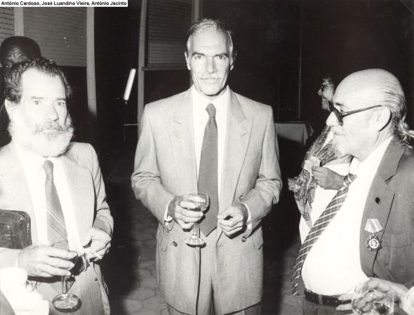 tríade, António Cardoso, José Luandino Vieira e António Jacinto